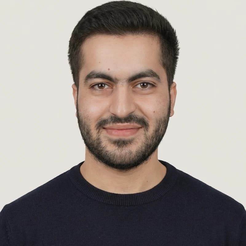 Hasan Al Debes, Software Developer at Logisoft